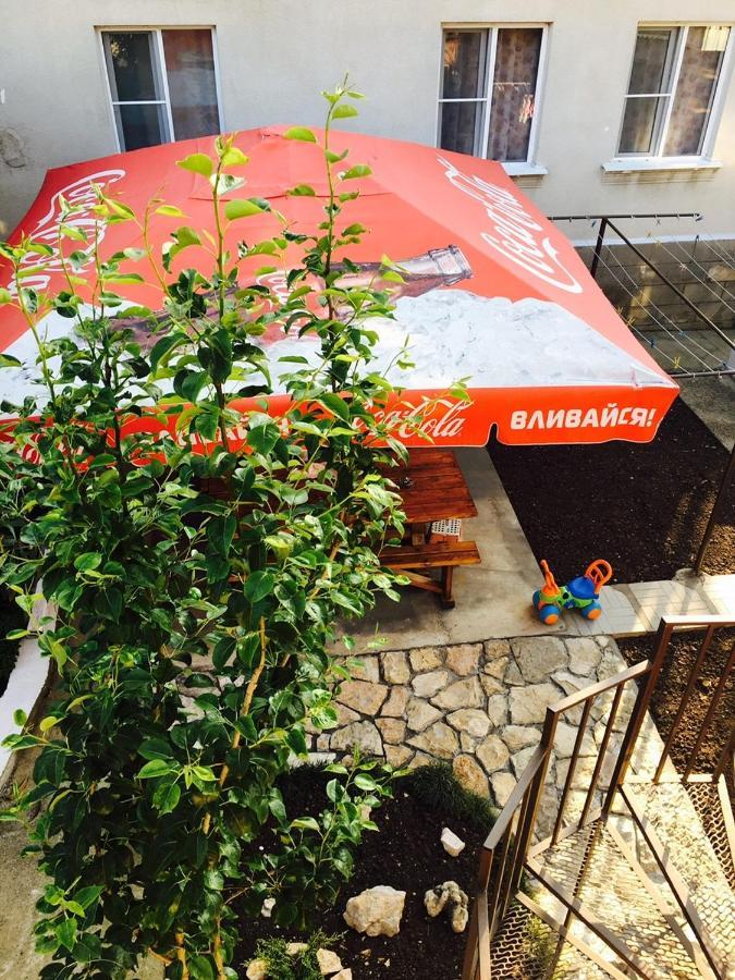 Guest House Vladimir Gagra Extérieur photo